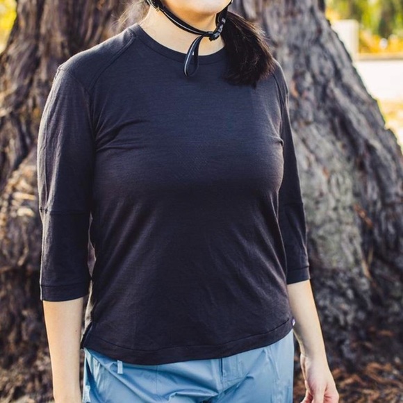 Patagonia Merino 3/4 Length Sleeve Bike Jersey - Picture 7 of 8